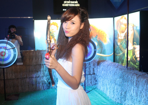 Midu hóa công chúa tóc xù đáng yêu, Phim, Midu, Hotgirl Midu, Thien menh anh hung, Brave, Cong chua toc xu, Mua he lanh, Dien vien, Ngoi sao