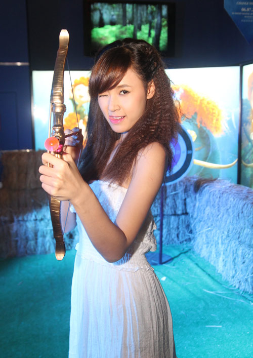 Midu hóa công chúa tóc xù đáng yêu, Phim, Midu, Hotgirl Midu, Thien menh anh hung, Brave, Cong chua toc xu, Mua he lanh, Dien vien, Ngoi sao