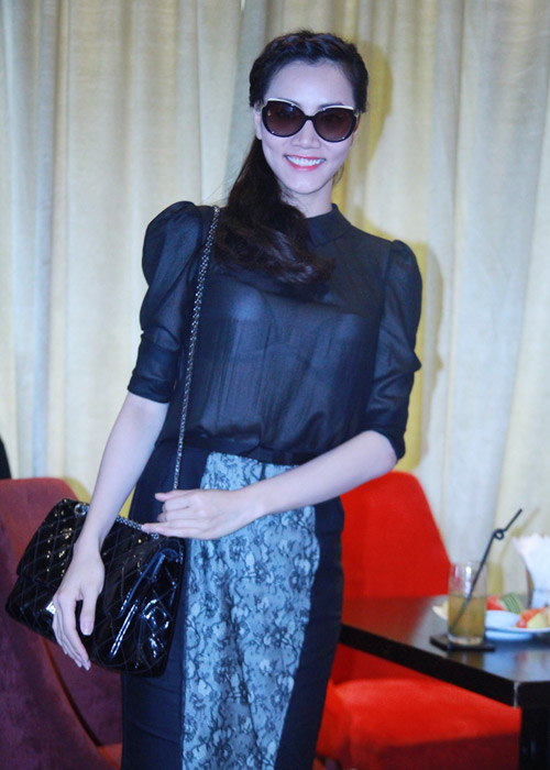 Trang Nhung rạng rỡ tại Hà Nội, Ca nhạc - MTV,