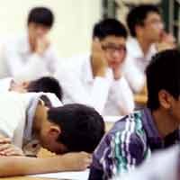 Xử trí trục trặc sức khỏe trong ngày thi