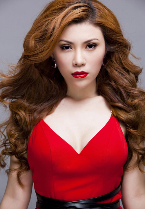 Uyên Trang: "Ngông cuồng" nhưng vẫn sexy, Sao ngoại-sao nội, Ca nhạc - MTV, Uyen Trang, tro lai, dep, sac xao, album, mv, thi truong, ca si, tin tuc