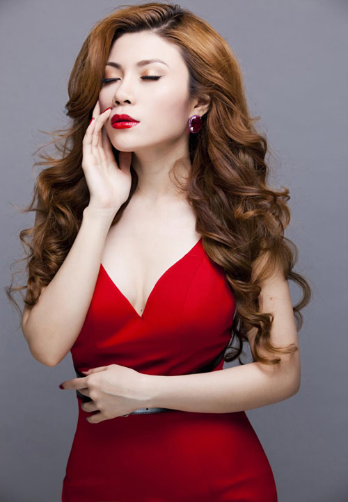 Uyên Trang: "Ngông cuồng" nhưng vẫn sexy, Sao ngoại-sao nội, Ca nhạc - MTV, Uyen Trang, tro lai, dep, sac xao, album, mv, thi truong, ca si, tin tuc