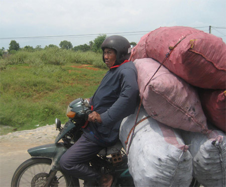 Những hình ảnh chỉ có ở Việt Nam (74), Cười 24H, chi co o viet nam, tranh vui, anh vui, tranh hai, anh hai, bao, cuoi 24h