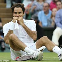 Federer hài lòng, Murray tiếp tục khóc