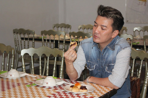 Mr. Đàm, Phương Thanh ngó lơ nhau, Ca nhạc - MTV, Dam Vinh Hung, Mr Dam, Phuong Thanh, oan gia, ngo hep, gap nhau lam ngo, ca si, tin tuc