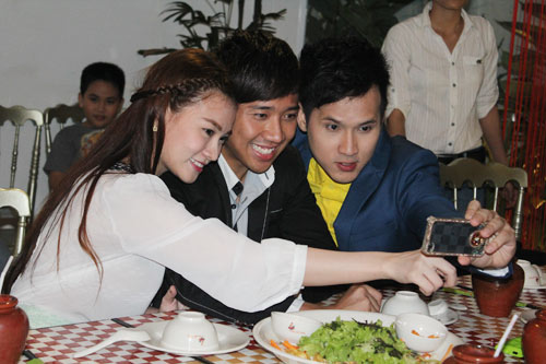 Mr. Đàm, Phương Thanh ngó lơ nhau, Ca nhạc - MTV, Dam Vinh Hung, Mr Dam, Phuong Thanh, oan gia, ngo hep, gap nhau lam ngo, ca si, tin tuc