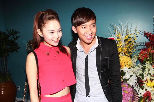 Mr. Đàm, Phương Thanh ngó lơ nhau, Ca nhạc - MTV, Dam Vinh Hung, Mr Dam, Phuong Thanh, oan gia, ngo hep, gap nhau lam ngo, ca si, tin tuc