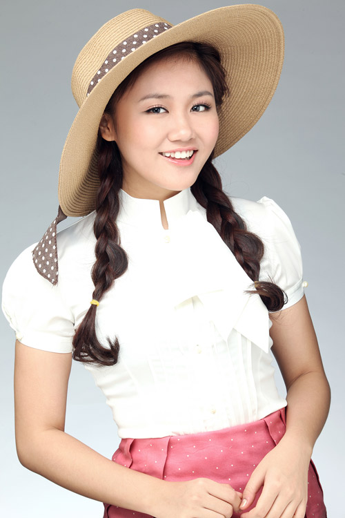 Mặc scandal, Mai Hương ung dung tung hit, Ca nhạc - MTV, Van Mai Huong, scandal, bai hat viet, ca khuc moi, nguyen duc cuong, neu nhu anh den, chuyen tinh nha tho, ca si, tin tuc
