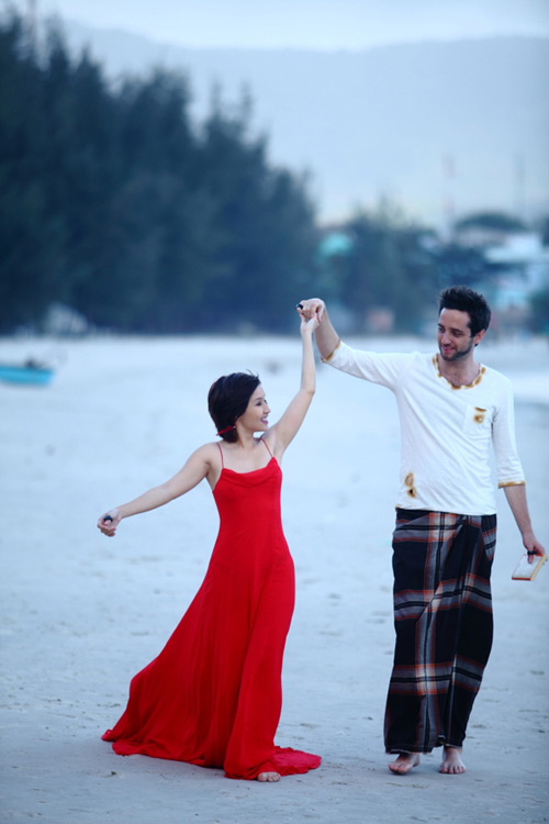 Mai Khôi: Hợp bạn trai cả thể xác, tâm hồn, Ca nhạc - MTV, Mai Khoi, ca si, Truong Sa, tinh yeu, hon nhan, con cai, Tay Ban nha, do lot, noi y, sao viet, tin tuc