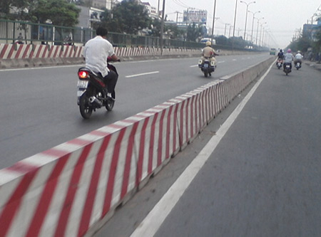 Những ảnh chỉ có ở Việt Nam (79), Cười 24H, chi co o viet nam, tranh vui, anh vui, tranh hai, anh hai, bao, cuoi 24h