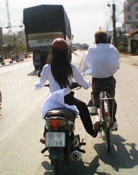 Những ảnh chỉ có ở Việt Nam (79), Cười 24H, chi co o viet nam, tranh vui, anh vui, tranh hai, anh hai, bao, cuoi 24h
