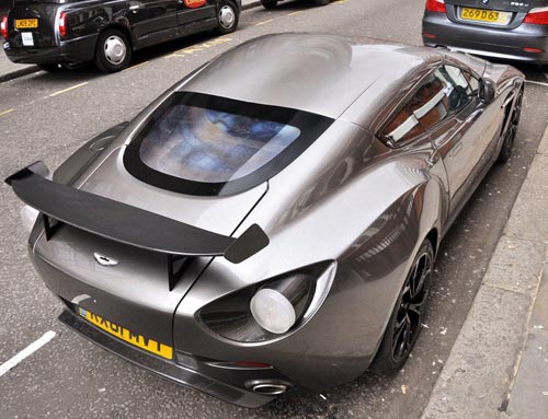 Aston Martin V12 Zagato xuất hiện London - 3