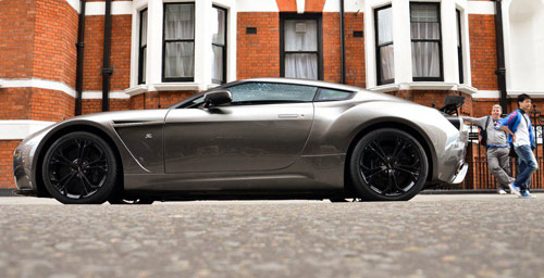Aston Martin V12 Zagato xuất hiện London - 7