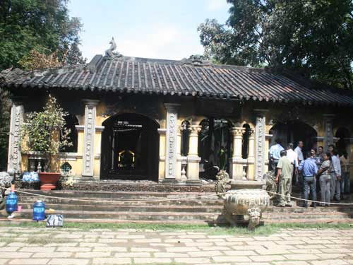 Cháy chùa cổ Hội Sơn, chánh điện bị thiêu rụi - 2