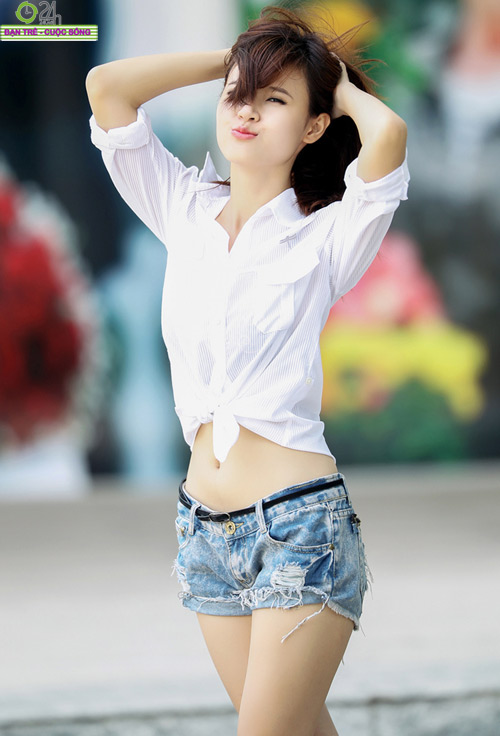 Hot girl Midu xinh tươi trên phố Sài Gòn, Bạn trẻ - Cuộc sống, Hot girl midu, mi du, thien menh anh hung, hot girl sai thanh, hot girl Viet, ban tre, gioi tre, bao, hot girl ngay nay, anh girl xinh