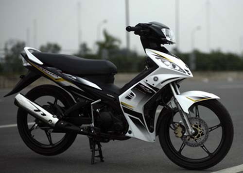 Những xe máy vẫn 'hot' thời thị trường ế ẩm, Ô tô - Xe máy, Wave RSX, Vespa LX 125, Nouvo SX, Yamaha Nouvo SX, Air Blade, Honda Air Blade, Honda Wave RSX, Honda, Piaggio Liberty, Piaggio, Liberty, nhung xe may hot nhat, xe may gia re, xe gia re, xe may, xe tay ga, xe may noi