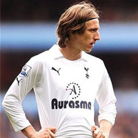 Vụ Modric: Bắt đầu “chiến tranh lạnh”