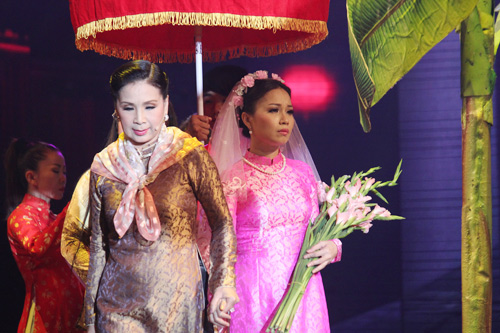 Cẩm Ly “quyên sinh” vì Mr Đàm, Ca nhạc - MTV, Dam Vinh Hung, Mr Dam, liveshow, so phan, Cam Ly, xuong ca vo loai, ca si, tin tuc
