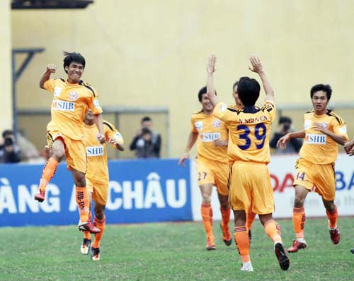 SHB.ĐN – B.BD: Vỡ òa phút chót, Bóng đá Việt Nam, Bóng đá, video shb.dn vs b.bd, shb da nang, b binh duong, v-league, bxh v-league, bong da viet nam, video bong da, bongda, bong da 24h, ket qua bong da, bao bong da, olympic 2012