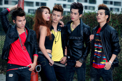 Phi Thanh Vân sexy bên trai trẻ, Ca nhạc - MTV, Phi thanh van, Da nau, Nu hoang dao keo, B O T, nhom nhac nam, ca si, dien vien