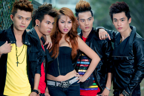 Phi Thanh Vân sexy bên trai trẻ, Ca nhạc - MTV, Phi thanh van, Da nau, Nu hoang dao keo, B O T, nhom nhac nam, ca si, dien vien