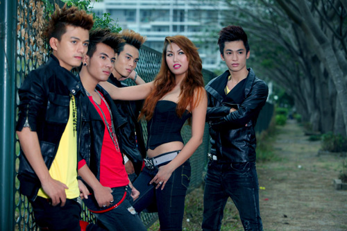 Phi Thanh Vân sexy bên trai trẻ, Ca nhạc - MTV, Phi thanh van, Da nau, Nu hoang dao keo, B O T, nhom nhac nam, ca si, dien vien