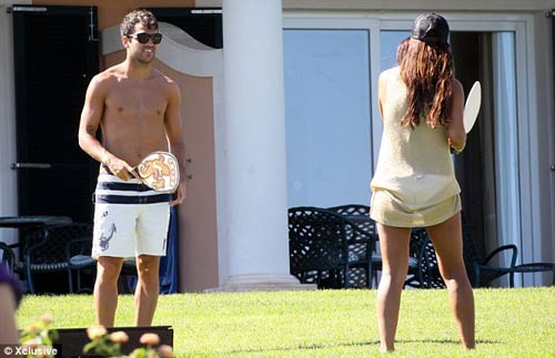 Fabregas đê mê bên bồ già, Tin bên lề bóng đá, Bóng đá, fabregas bo gia, bo fabregas, ban gai fabregas, daniella semaan, fabregas ben bo gia, bo gia cua fabregas, tien ve fabregas, bongda, ket qua bong da bao bong da, bao bong da