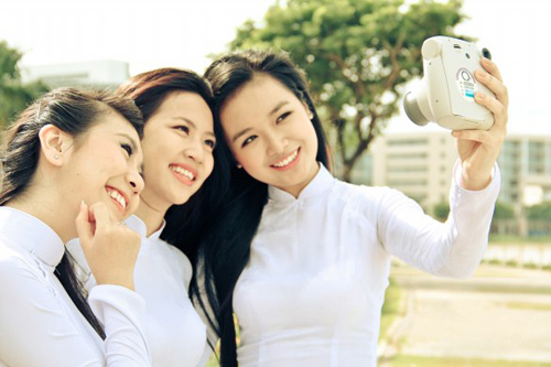 Nữ sinh duyên dáng với áo dài - 2