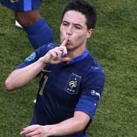 HOT: Nasri bị treo giò 3 trận