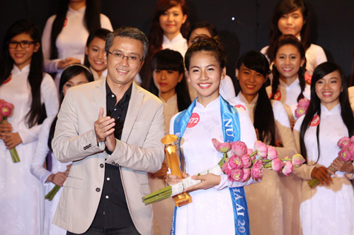 Vũ Ngọc Lam Phương đăng quang Miss Áo dài, 8X + 9X, Bạn trẻ - Cuộc sống, vu ngoc lam phuong, miss ao dai, dao dai nu sinh viet nam, tim kiem guong mat ao dai nu sinh, hoa khoi, ban tre, gioi tre, thieu nu, ao dai truyen thong, 8x-9x, gioi tre ngay nay, bao
