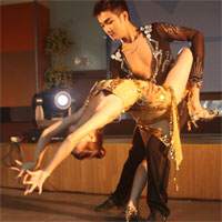 Dance sport chiếm lĩnh sân chơi Facelook