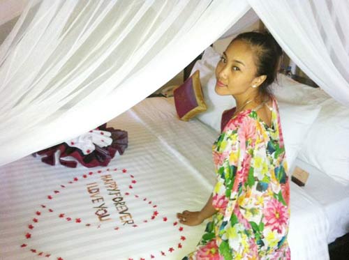 Đoan Trang đi trăng mật cùng đại gia đình, Ca nhạc - MTV, Doan Trang, dam cuoi, chu re, Thuy Dien, le cuoi, bat khoc, ca si, ca nhac