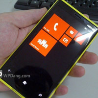 Lộ ảnh thiết bị chạy WP8 của Nokia