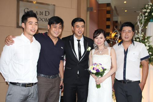 Lễ cưới kín tiếng của MC Tuấn Tú, Phim, Tuan Tu, Thanh Huyen, MC, cuoi vo, ngoai giao, cong an, anh, dau khi, dam cuoi, le hoi, nha gai, nha trai, khach san