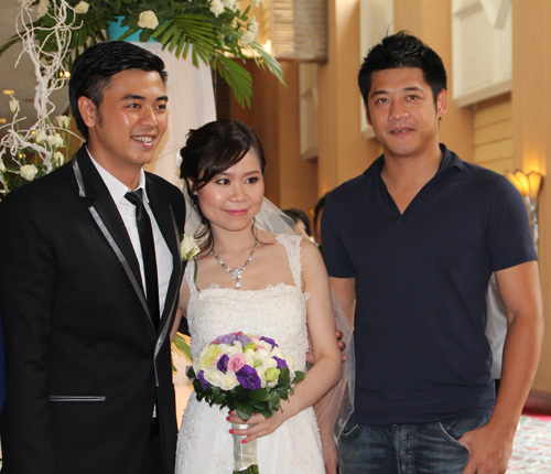 Lễ cưới kín tiếng của MC Tuấn Tú, Phim, Tuan Tu, Thanh Huyen, MC, cuoi vo, ngoai giao, cong an, anh, dau khi, dam cuoi, le hoi, nha gai, nha trai, khach san
