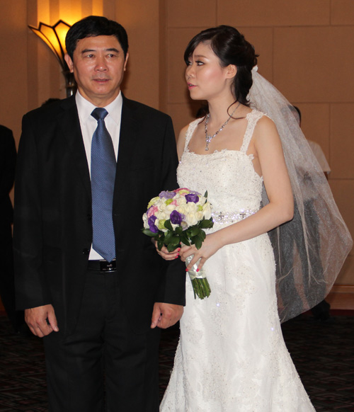 Lễ cưới kín tiếng của MC Tuấn Tú, Phim, Tuan Tu, Thanh Huyen, MC, cuoi vo, ngoai giao, cong an, anh, dau khi, dam cuoi, le hoi, nha gai, nha trai, khach san