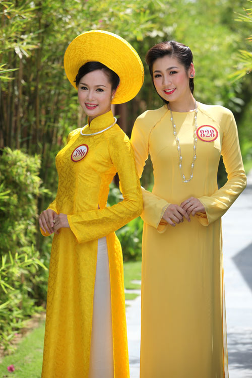Thí sinh hoa hậu đọ sức hút với áo dài - 4