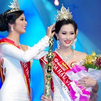 Đặng Thu Thảo từng là nhân viên pha chế
