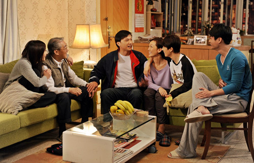 http://anh.24h.com.vn/upload/3-2012/images/2012-09-06/1346919493-mi-gia-dai-chien--2.jpg