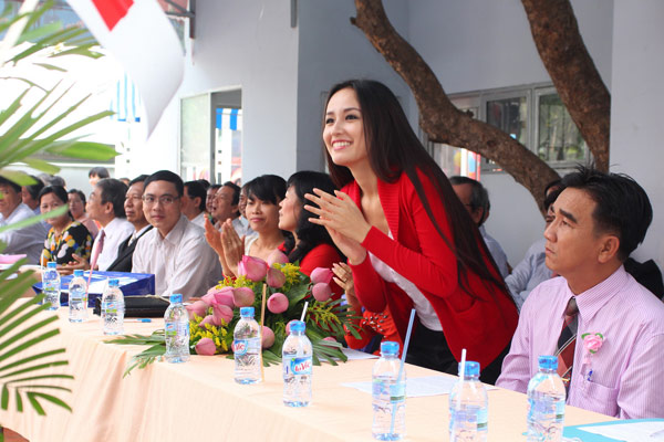 Mai Phương Thúy càng giản dị càng đẹp - 9