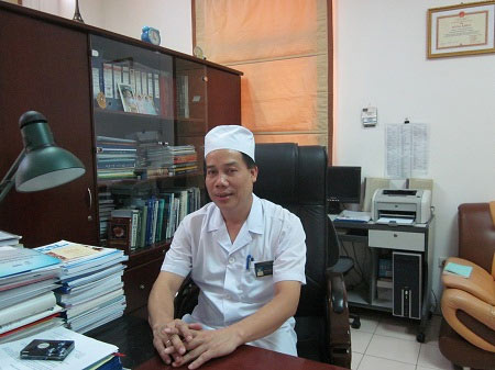 “Nỗi thống khổ” việc làm của người đồng tính - 2
