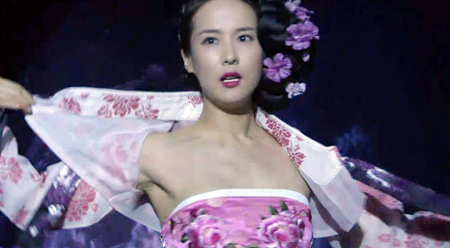 Cảnh khoe ngực lộ liễu của phim Hàn, Phim, khoe nguc trong phim, phim may queen, phim cuoi tuan, phim truyen hinh cuoi tuan, kim ji young, nu dien vien khoe nguc, song tinh haeundae, queen in hyuns man, pham chat quy ong, tin tuc