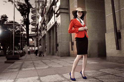 Hoa hậu Thu Thảo sành điệu, thanh lịch - 6