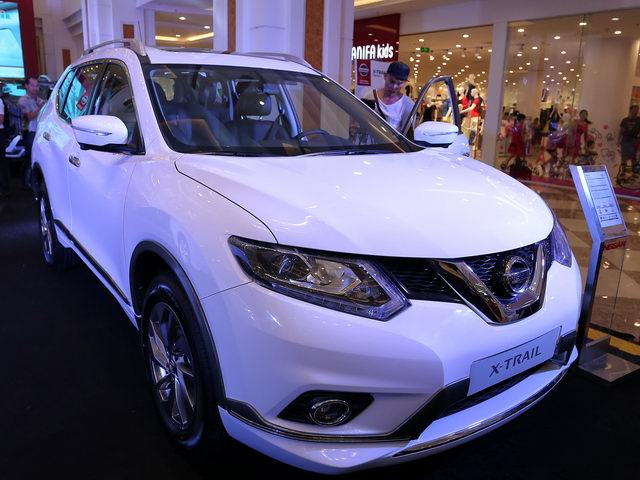 X-Trail Premium L gia tăng phụ kiện để cạnh tranh CX-5 - 1