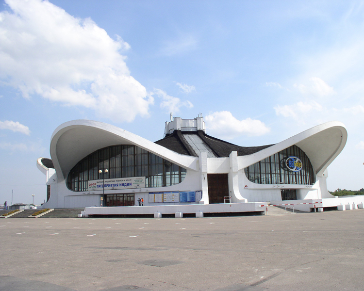 Khu tổ hợp triển lãm Minsk EXPO Exhibition Complex. Đây là công trình có kiến trúc khá đặc biệt.