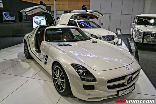 Bộ sưu tập xe sang tại Sharjah Motor Show - 1
