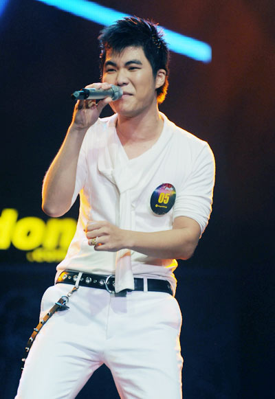 Sao mai điểm hẹn 2010: "Ma làng" lên sân khấu - 2