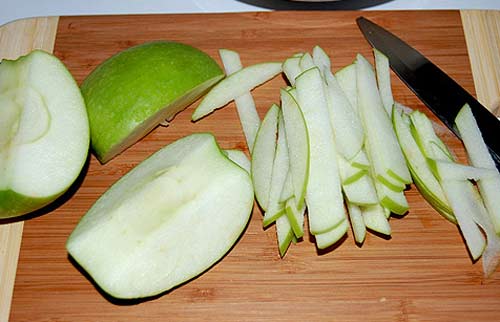 Chua ngọt giòn giòn: Gỏi táo tôm khô - 2