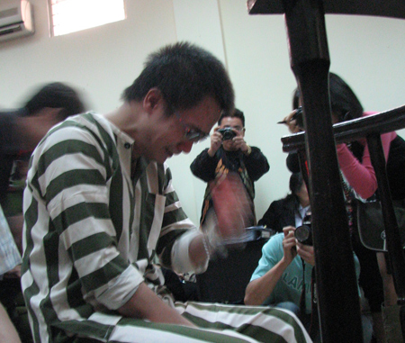 "Sẽ sống sao khi chồng chết, con chết", An ninh Xã hội, vu an xac chet khong dau, vu an Nguyen Duc Nghia, Nguyen Duc Nghia, chat dau ban gai, sat thu mau lanh, Nguyen Phuong Linh