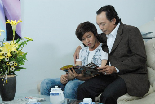 "Phía sau hào quang" - Khi nghệ sĩ đổi tình lấy danh, Phim, Phia sau hao quang, ca si, noi tieng, danh doi, sex, dong tinh, gai bao cao cap